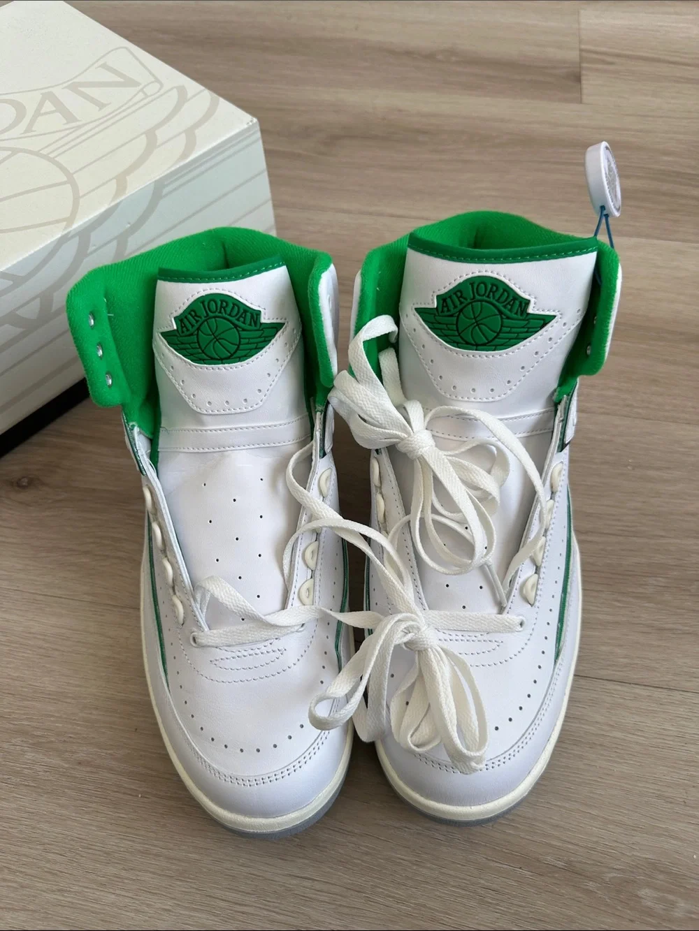 Nike Air Jordan 2 Retro Lucky Green Retro Sneakers DR8884-103 Men's Sizes 11